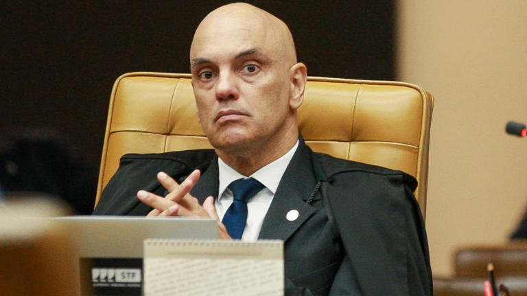 Moraes suspende aplicação da Lei da Dosimetria
