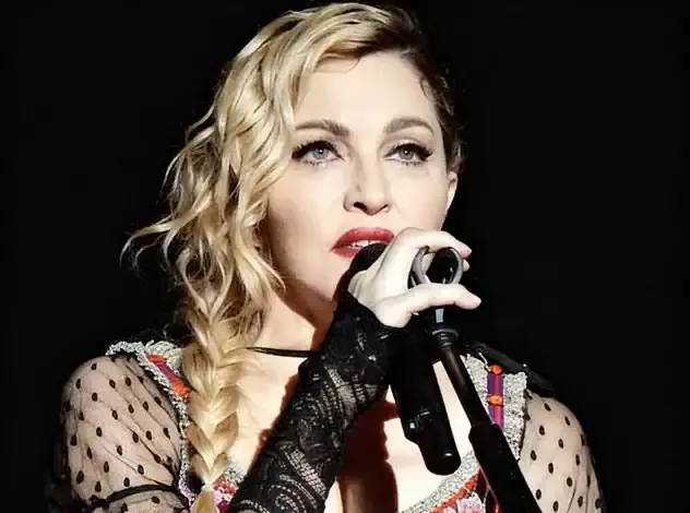 Madonna é a artista feminina com mais discos vendidos na história