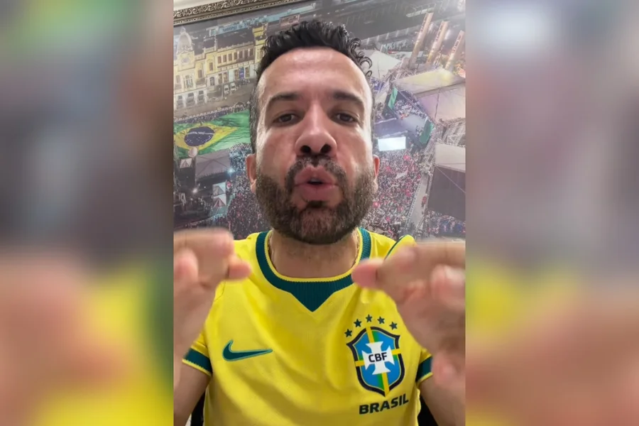 Janones chama Neymar de “vagabundo”, mas diz que torcerá por ele