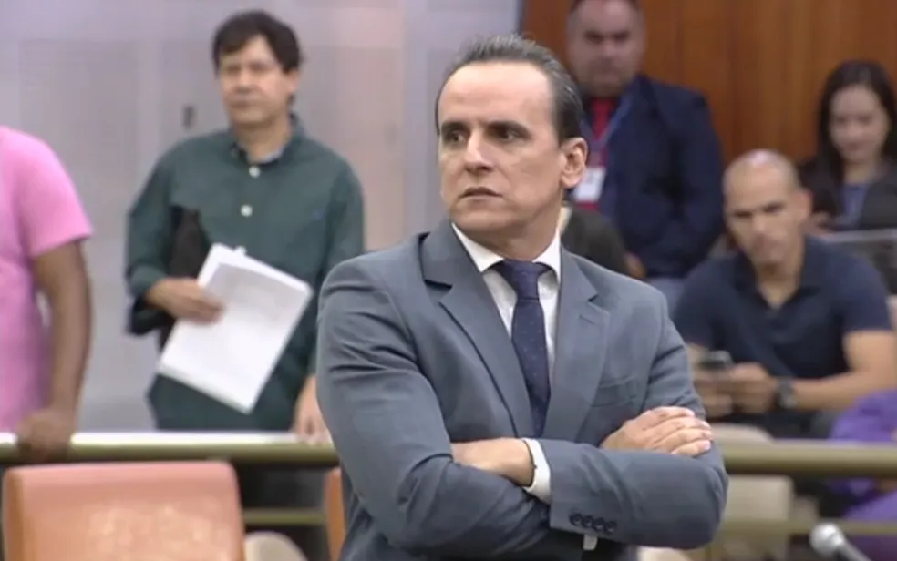 Vereador que postou vídeo em igreja é preso suspeito de desviar de dinheiro