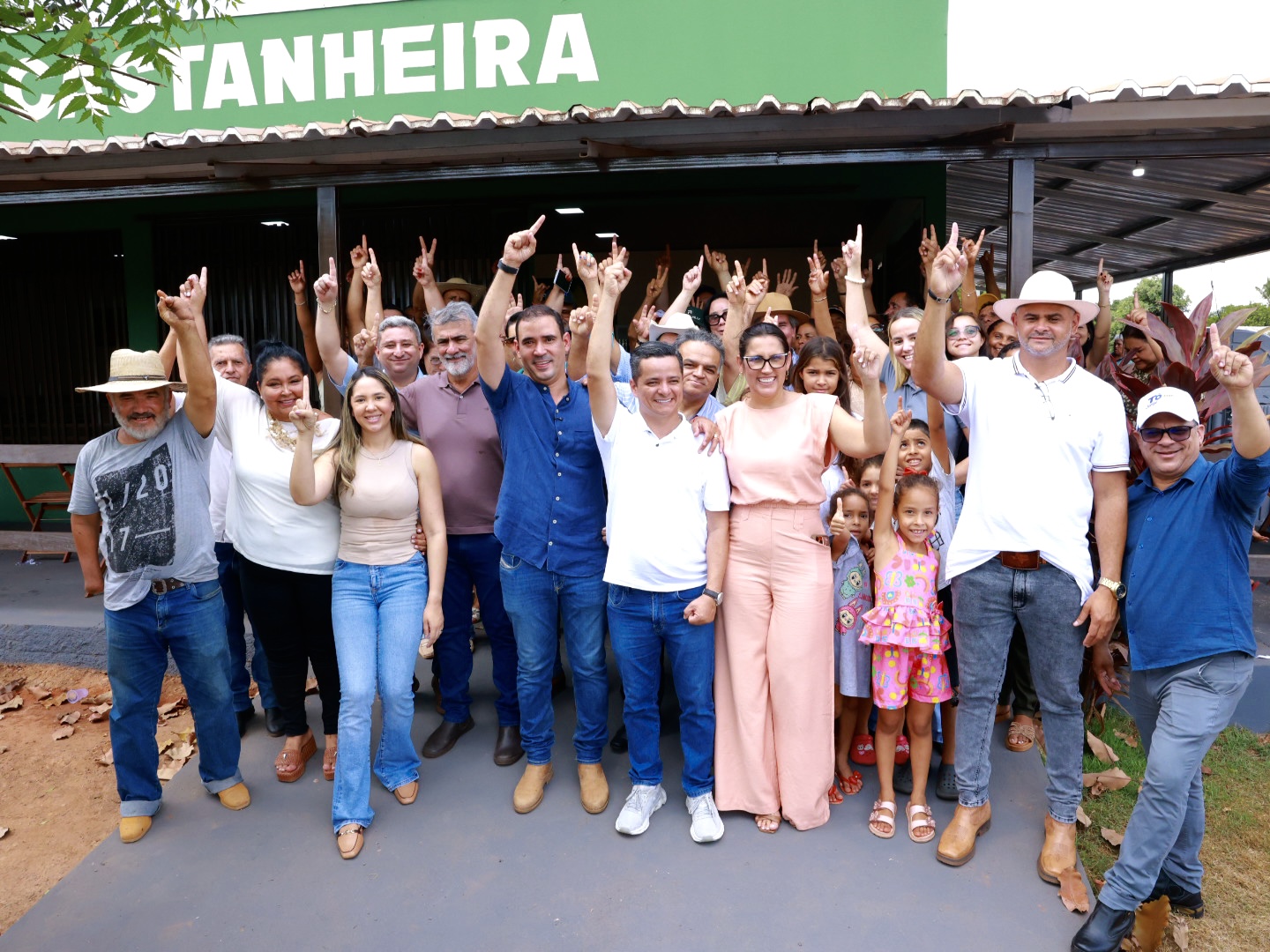 Após noite histórica em Araguaína, Vicentinho volta à estrada e mantém ritmo intenso pelo Tocantins