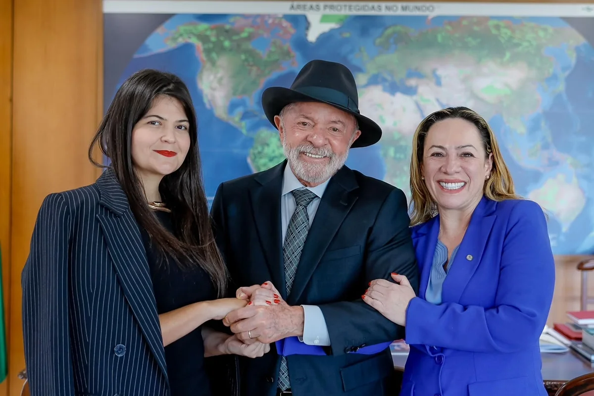 Lula aproveita agenda esvaziada para tentar destravar palanques