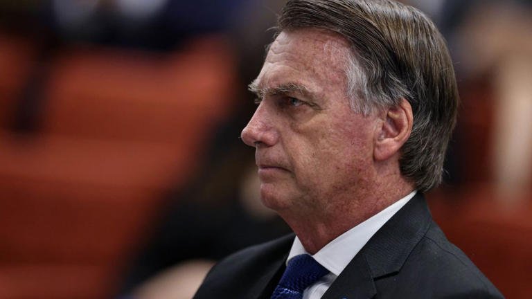 STF forma maioria contra pedido de liberdade para Bolsonaro