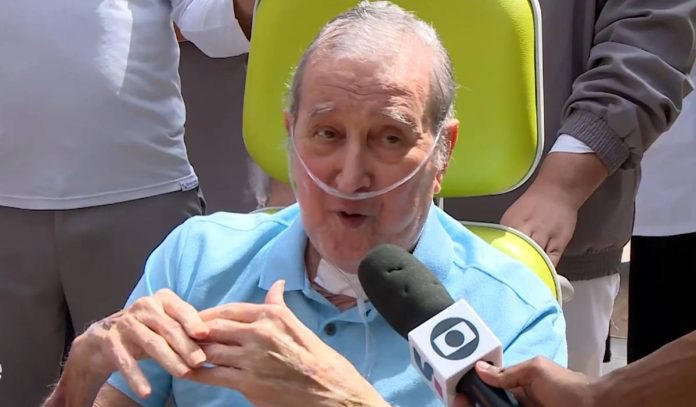 Parreira se manifesta ao sair do hospital: “Foi um período muito intenso”