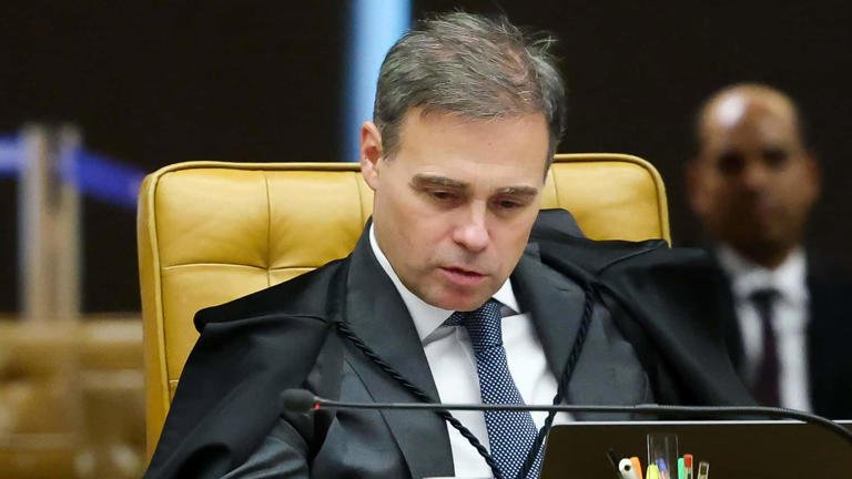 André Mendonça sob censura