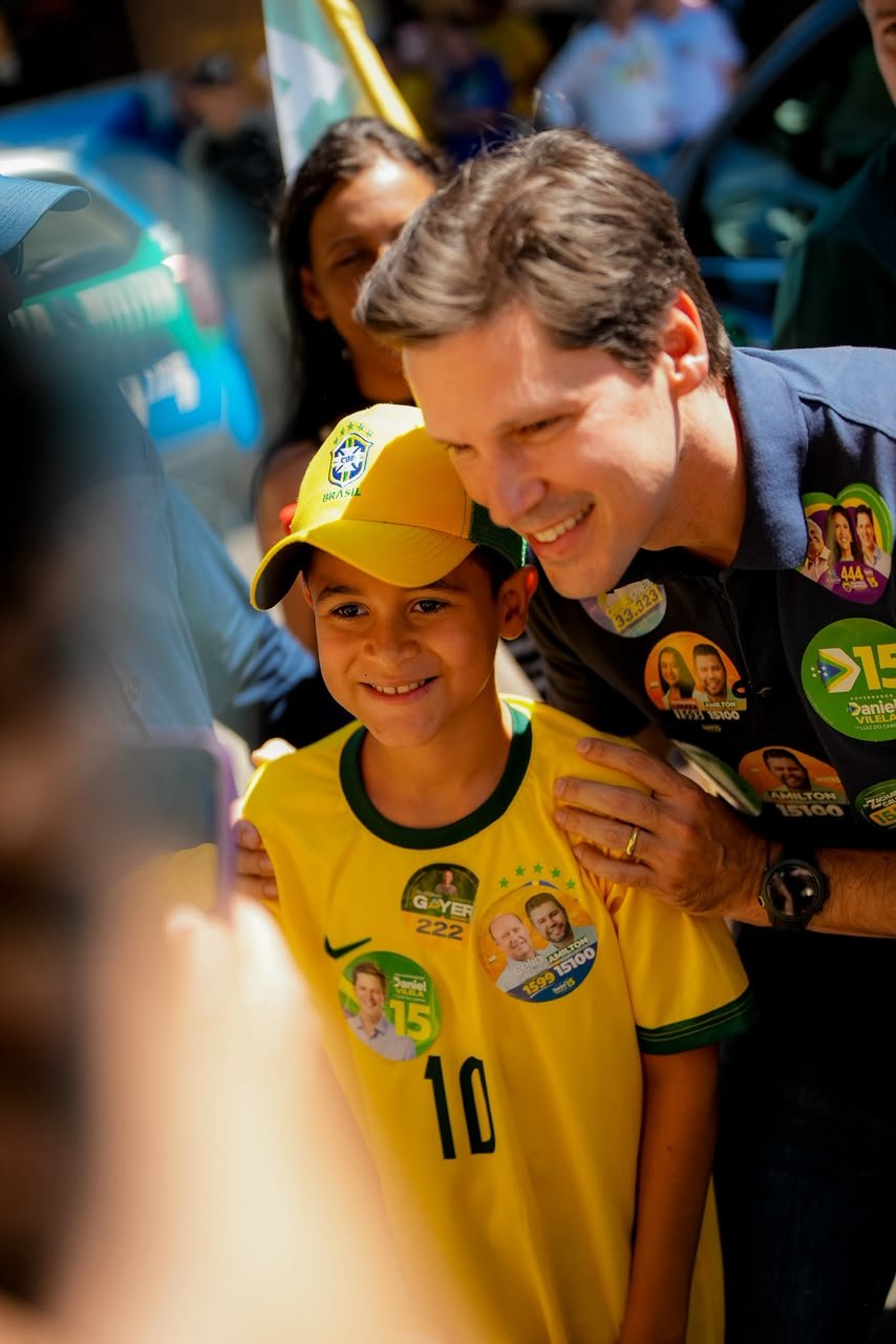 Márcio Corrêa vai às ruas e reforça campanha de Daniel Vilela em Anápolis