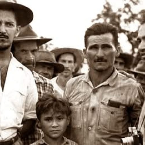 Porfírio (centro) o camponês que enfrentou o poder
