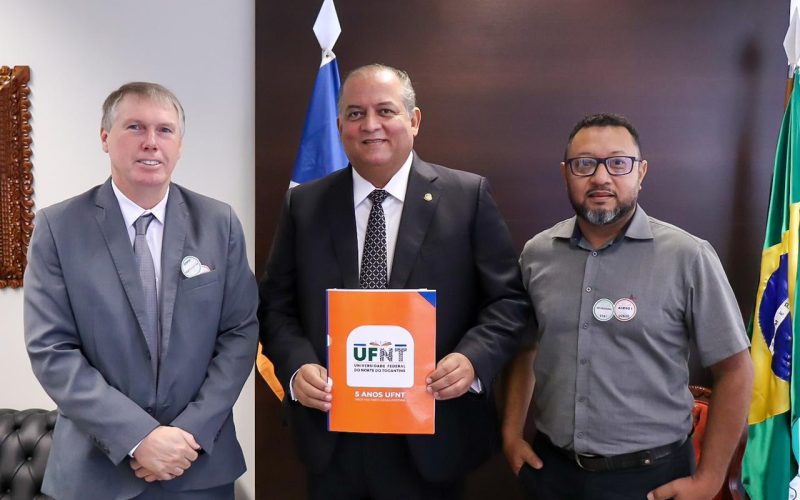 Vice-presidente do Senado, Eduardo Gomes recebe reitor da UFNT e anuncia R$ 20 milhões para modernização da reitoria
