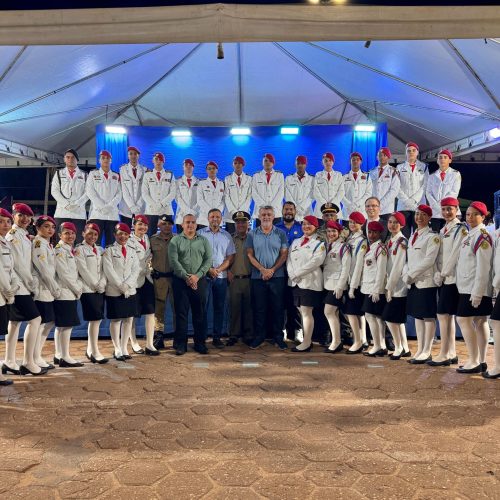 Amélio Cayres participa da incorporação de novos alunos no Colégio Militar em Augustinópolis