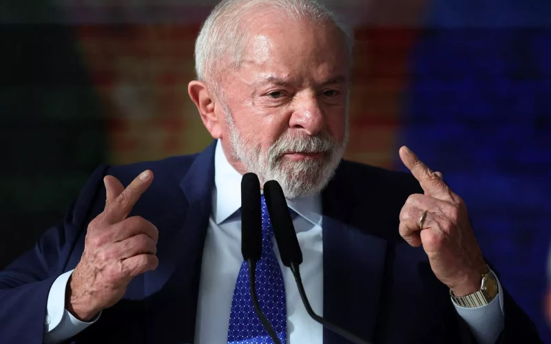 Lula critica alta abusiva dos combustíveis: ‘Gente que gosta de tirar proveito da desgraça’