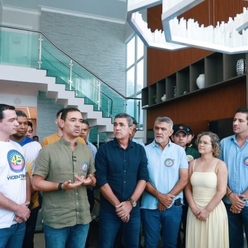 Coronel Barbosa rompe com  Dorinha e fecha com Vicentinho Júnior
