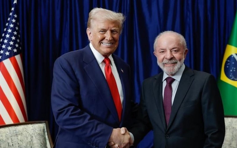 Trump repete que “gosta” de Lula após conversa por telefone