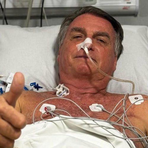 Obstrução intestinal de Bolsonaro é resultado da facada de 2018, diz médico