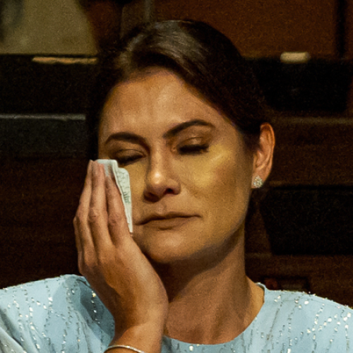 Michelle Bolsonaro publica carta a Lula e pede diálogo: ‘Chega de ódio e de irresponsabilidade’