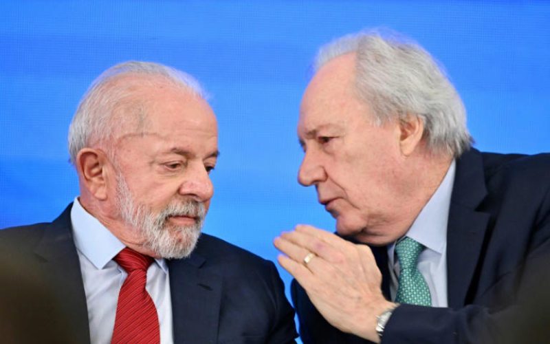EUA revogou visto do ministro da Justiça, diz Lula