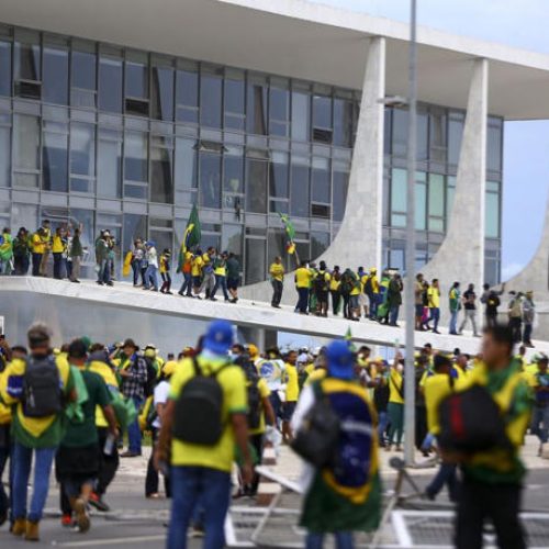 De condenado pelo 8 de janeiro a “refugiado”: Argentina livra bolsonarista da prisão