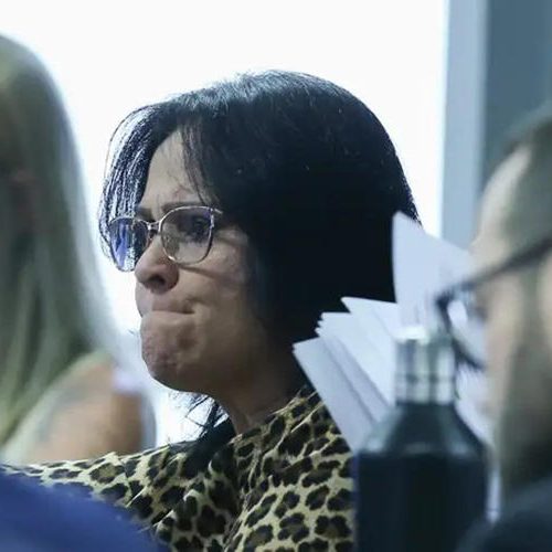 Damares choca ao revelar grandes igrejas e pastores no esquema do INSS: “Me dói muito”