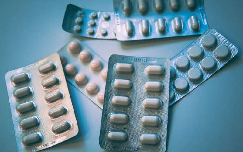 Brasileiros que usam certos remédios podem ter direito à aposentadoria já em 2026