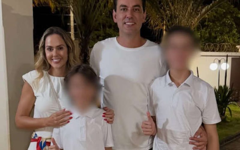 Itumbiara: Sarah Araújo deixa cemitério  após ameaças durante enterro do filho