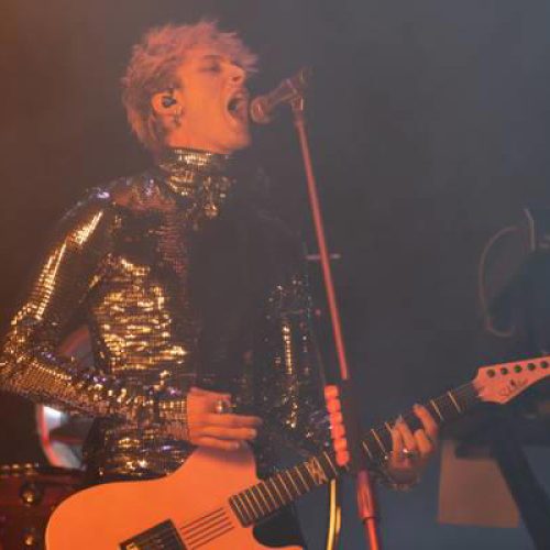 Rock in Rio 2026 anuncia Machine Gun Kelly, Rise Against, The Hives e outras atrações