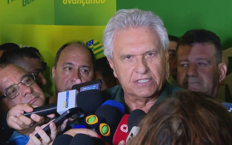 Em anúncio do PSD, Caiado ironiza Lula e culpa os cachorros pelos juros