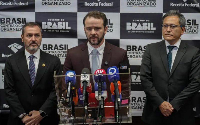 Brasil e EUA anunciam acordo de combate ao tráfico de armas e drogas
