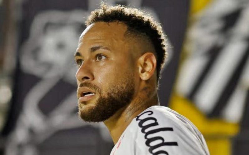 Seleção Brasileira é maior que o Neymar, diz jornalista da TV Globo