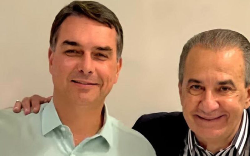 Silas Malafaia comenta sobre Flávio Bolsonaro: “Vai para a cadeia”