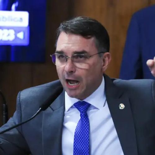Novo escândalo na campanha de Flávio Bolsonaro com dívida de R$ 48 milhões em impostos