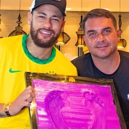 Após fala de Lula, Flávio Bolsonaro chama Neymar de “herói”