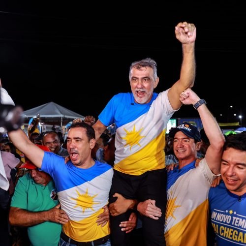 Augustinópolis abraça Vicentinho, Amélio e Alexandre em noite de grande mobilização popular