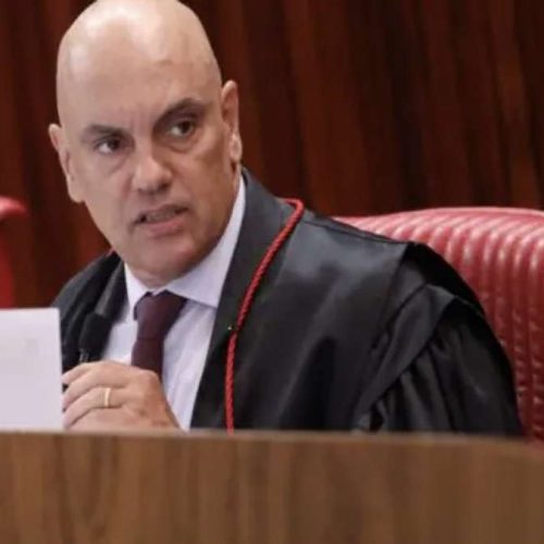 A pedido da PF e com aval da PGR e STF determina medidas cautelares contra Silas Malafaia