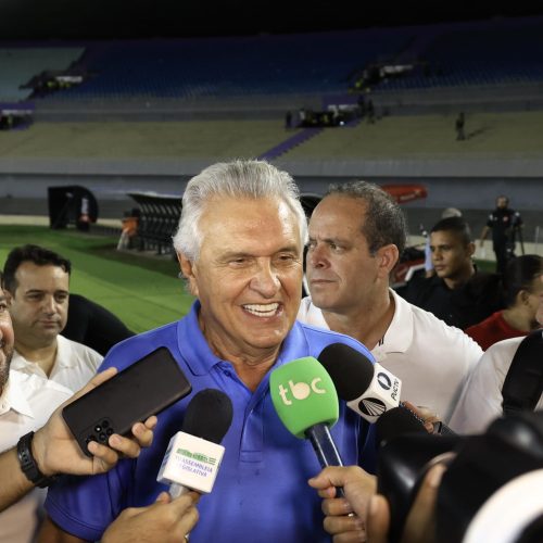 “O Vila se superou”, diz Caiado ao prestigiar a final do Goianão 2025