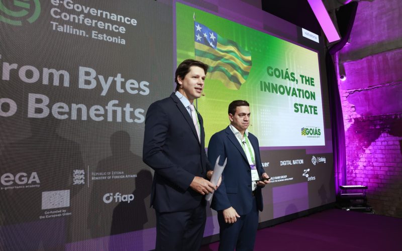 Daniel Vilela apresenta avanços de Goiás em tecnologia e inovação a líderes globais na Estônia