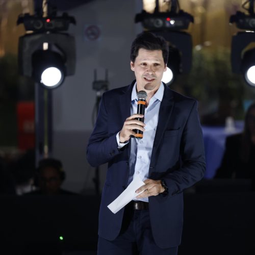 “Quando o poder público inova, liberta talentos”, afirma Daniel Vilela em evento com empreendedores 