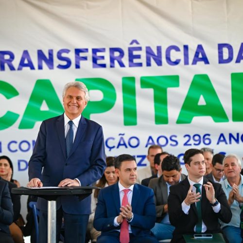 Caiado celebra 4 mil casas a custo zero entregues em Goiás