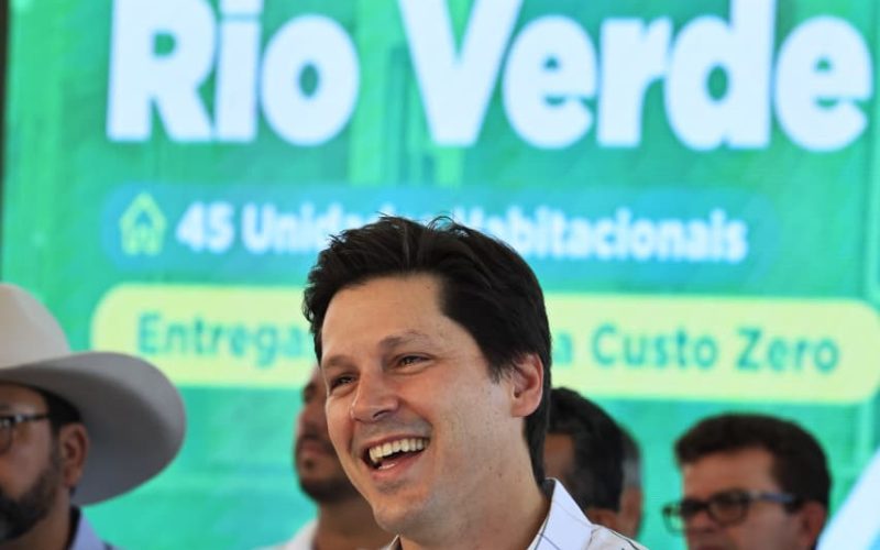 Daniel Vilela entrega 81 moradias a custo zero em Carmo do Rio Verde e Joviânia