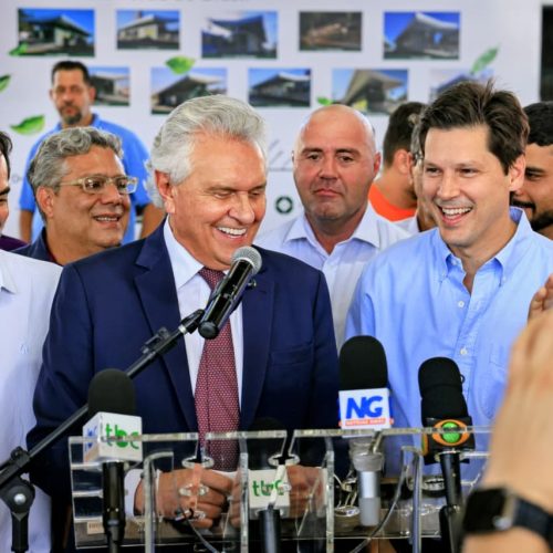 Caiado e Daniel Vilela entregam novo Terminal do Dergo, em Goiânia