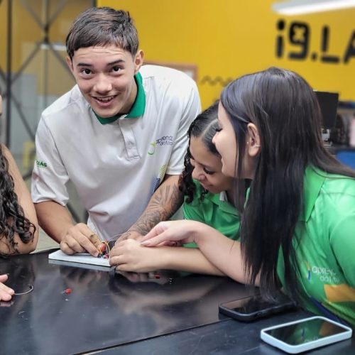 Escolas do Futuro de Goiás abrem mais de 6 mil vagas para cursos gratuitos