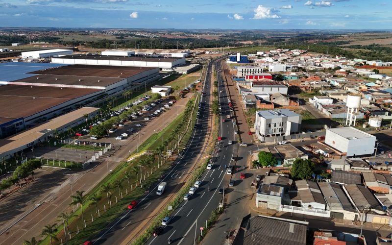 Governo de Goiás expande frentes de trabalho nas rodovias em 2026