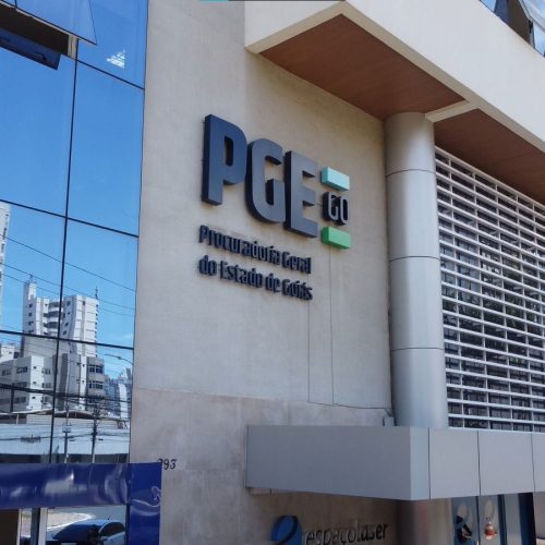 Quita Goiás: PGE-GO lança edital para negociação de pequenas dívidas e prorroga adesão para grandes valores