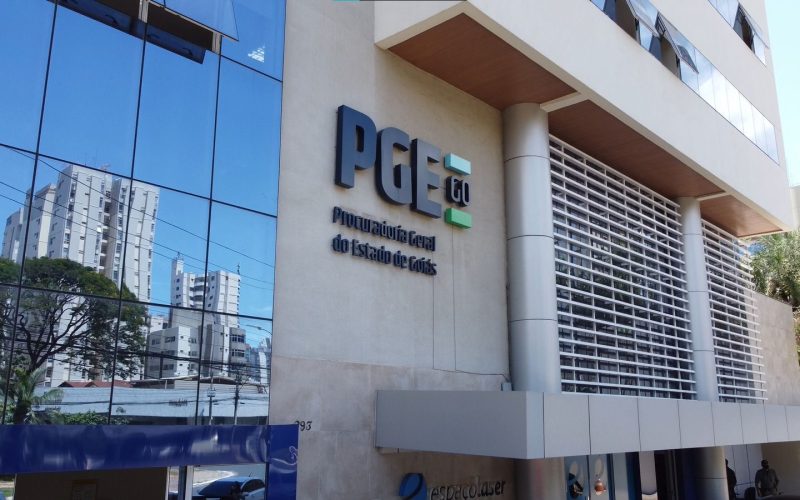 Quita Goiás: PGE-GO lança edital para negociação de pequenas dívidas e prorroga adesão para grandes valores