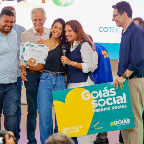 Em Palmeiras de Goiás, Gracinha Caiado anuncia investimento de R$ 10 milhões para o Crédito Social em 2026