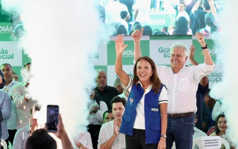 Caiado, Gracinha e Daniel levam benefícios do Goiás Social ao Nordeste goiano