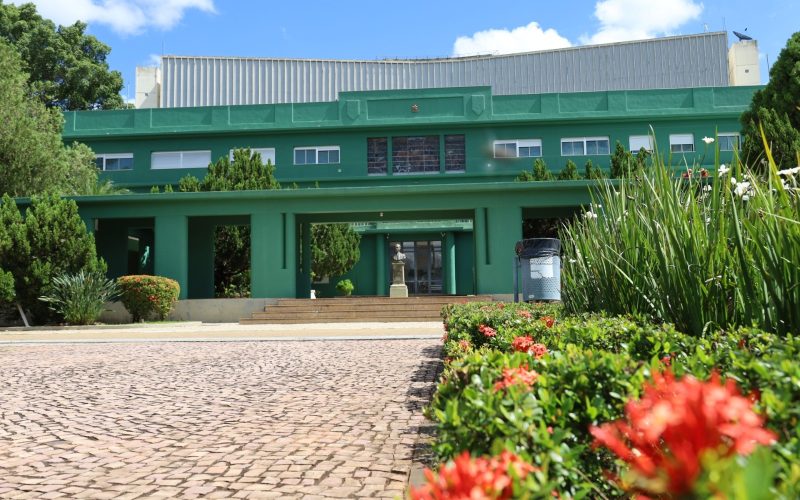 Governo de Goiás envia à Alego projeto de revisão salarial para servidores