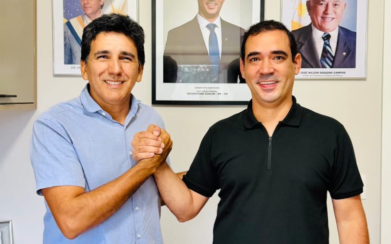 Enaltecido por Vicentinho Júnior e Toinho Andrade, PSDB sela permanência de Júnior Geo