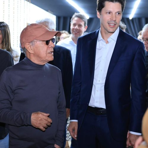 Daniel Vilela destaca produção artística goiana na abertura da exposição “4 Mestres da Arte”