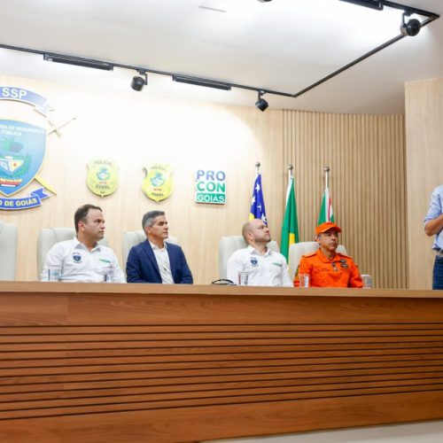 Daniel Vilela entrega R$ 12,7 milhões em veículos e equipamentos para segurança pública de Goiás