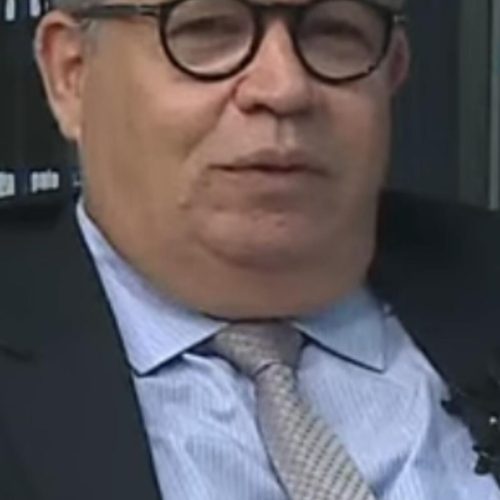 É o Verbo contra  a Verba