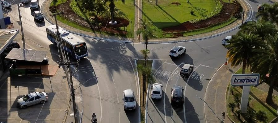 Reconfiguração da Praça Ciro Lisita amplia mobilidade, preserva árvores e revitaliza o espaço urbano